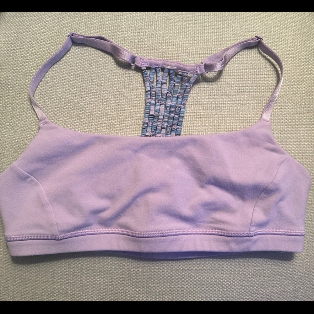 LULULEMON sports bra